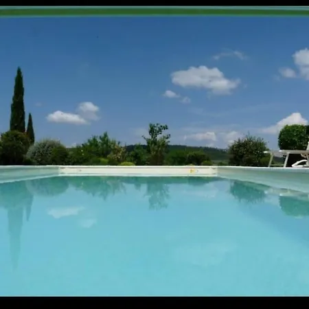 Les Deux Cypres Villa *